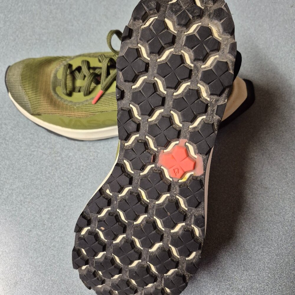 Vasque Re:Connect Women's Trail Running Shoes; Size 10; EUC; Extended Heel - Picture 2 of 6